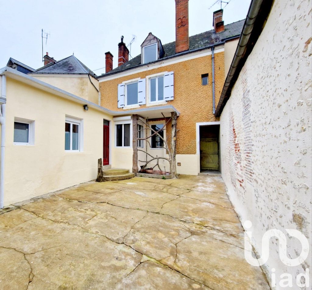 Achat maison à vendre 3 chambres 98 m² - Tuffé-Val-de-la-Chéronne