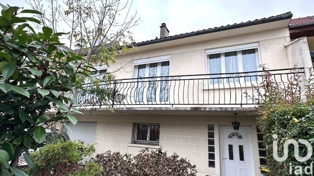 Achat maison à vendre 4 chambres 164 m² - Champigny-sur-Marne