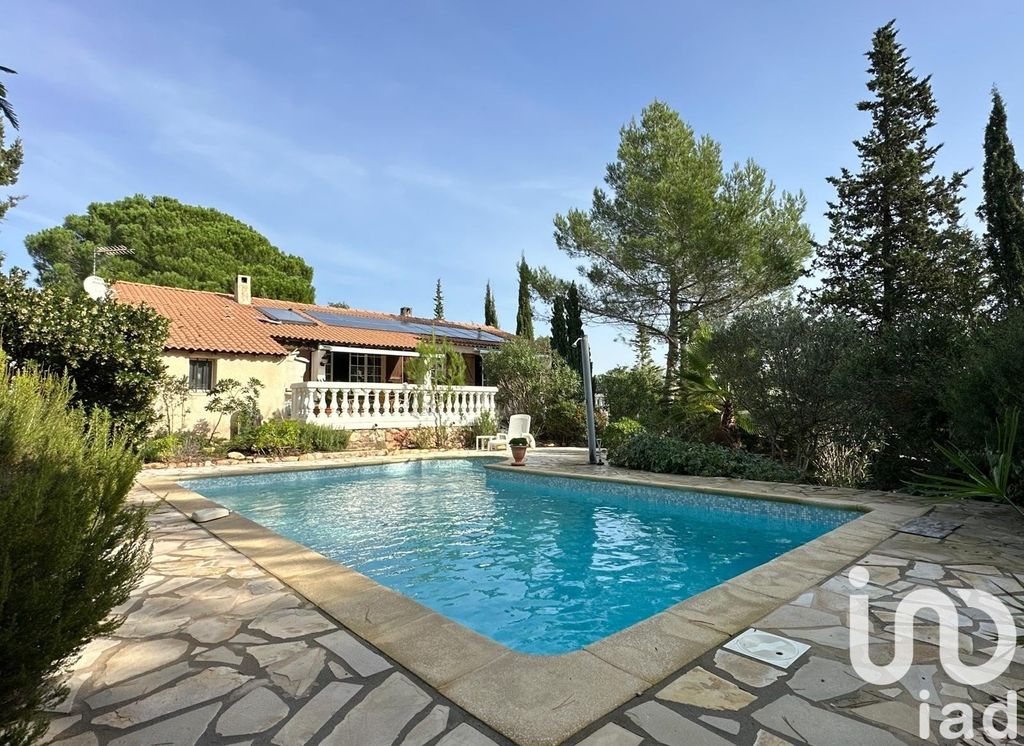 Achat maison à vendre 4 chambres 135 m² - Roquebrune-sur-Argens