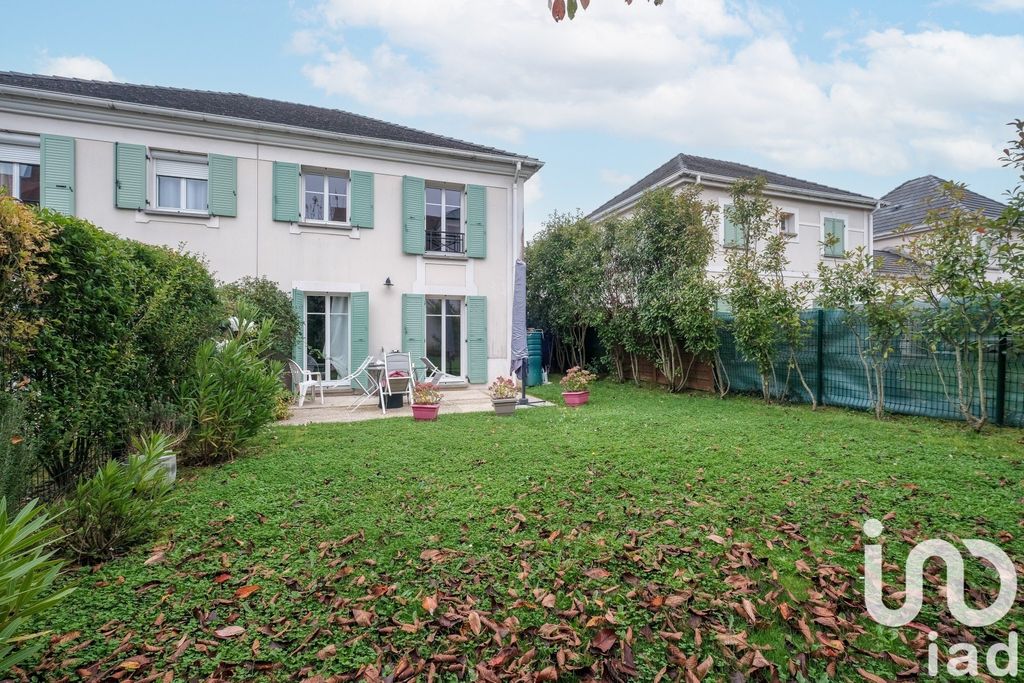 Achat maison à vendre 3 chambres 101 m² - Magny-le-Hongre