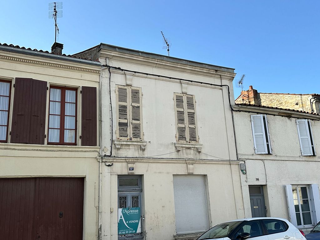 Achat maison à vendre 3 chambres 157 m² - Rochefort