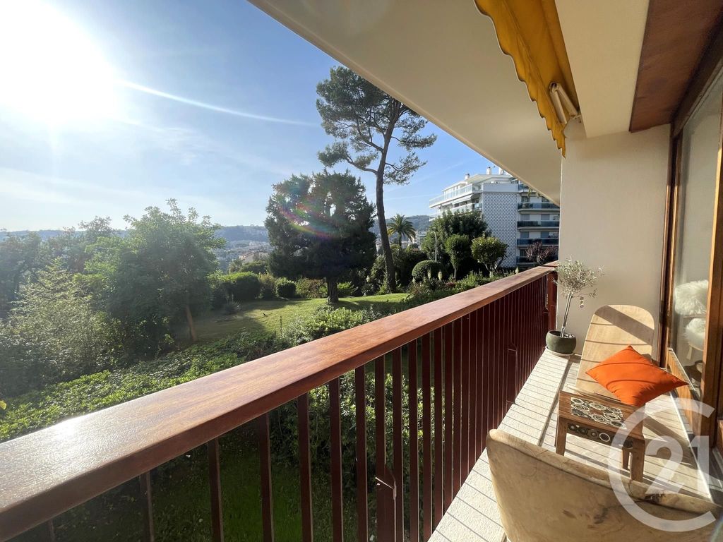 Achat appartement à vendre 5 pièces 138 m² - Nice