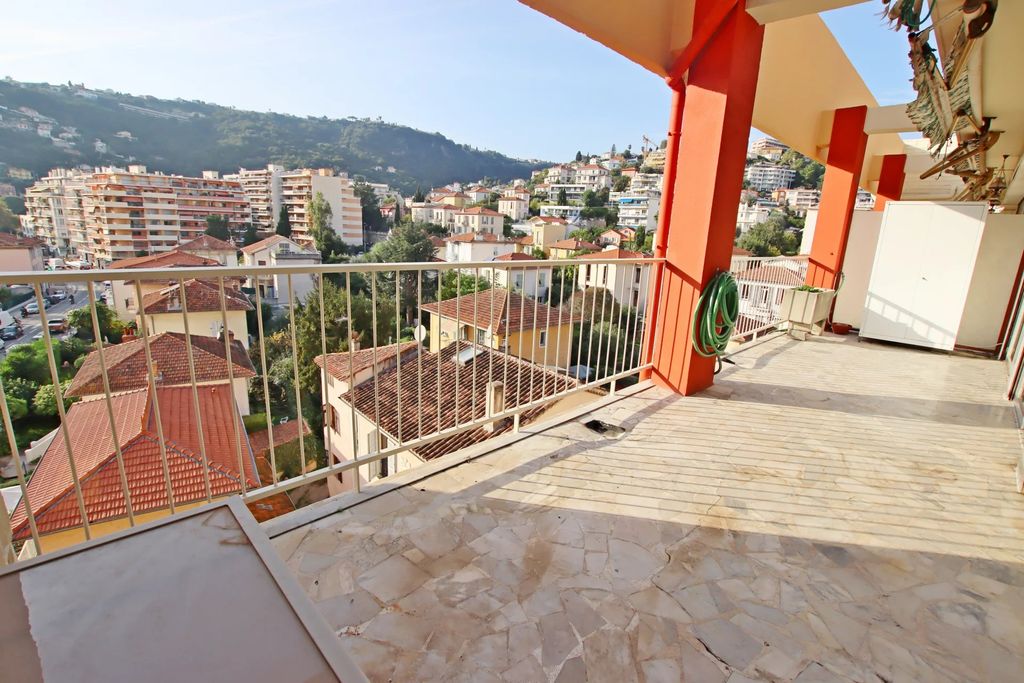 Achat appartement à vendre 3 pièces 71 m² - Nice