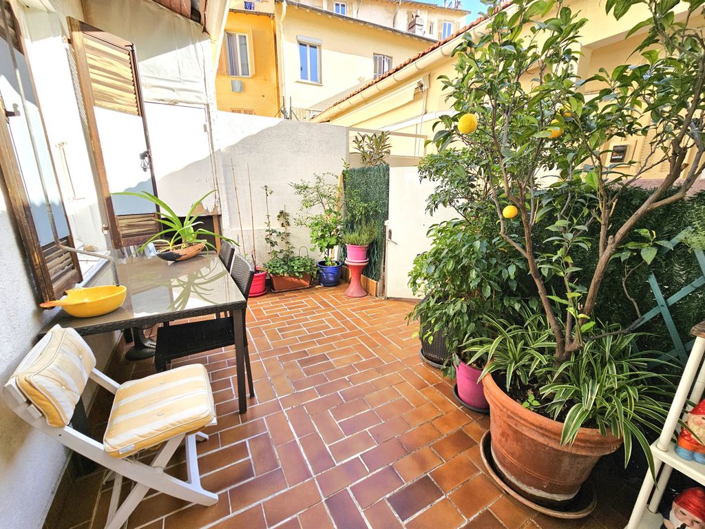 Achat appartement à vendre 2 pièces 39 m² - Nice