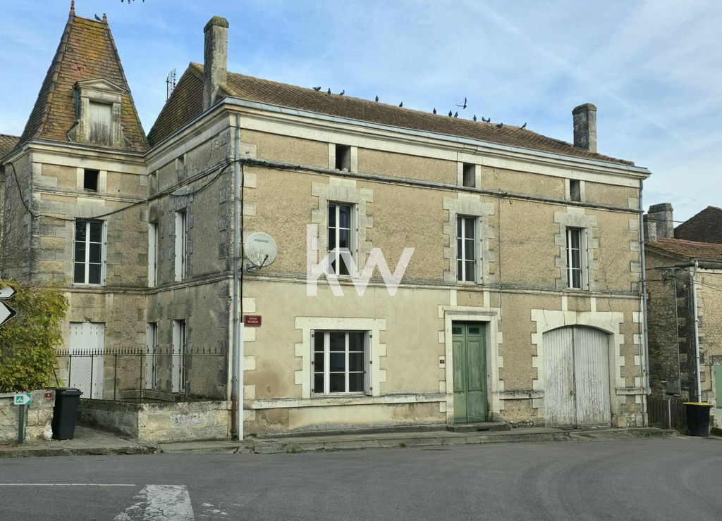 Achat maison à vendre 3 chambres 170 m² - Palluaud