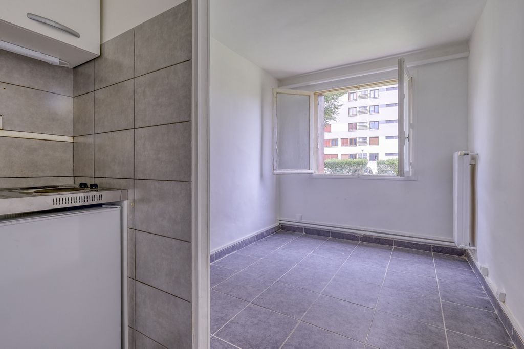 Achat appartement à vendre 5 pièces 50 m² - Marseille 9ème arrondissement