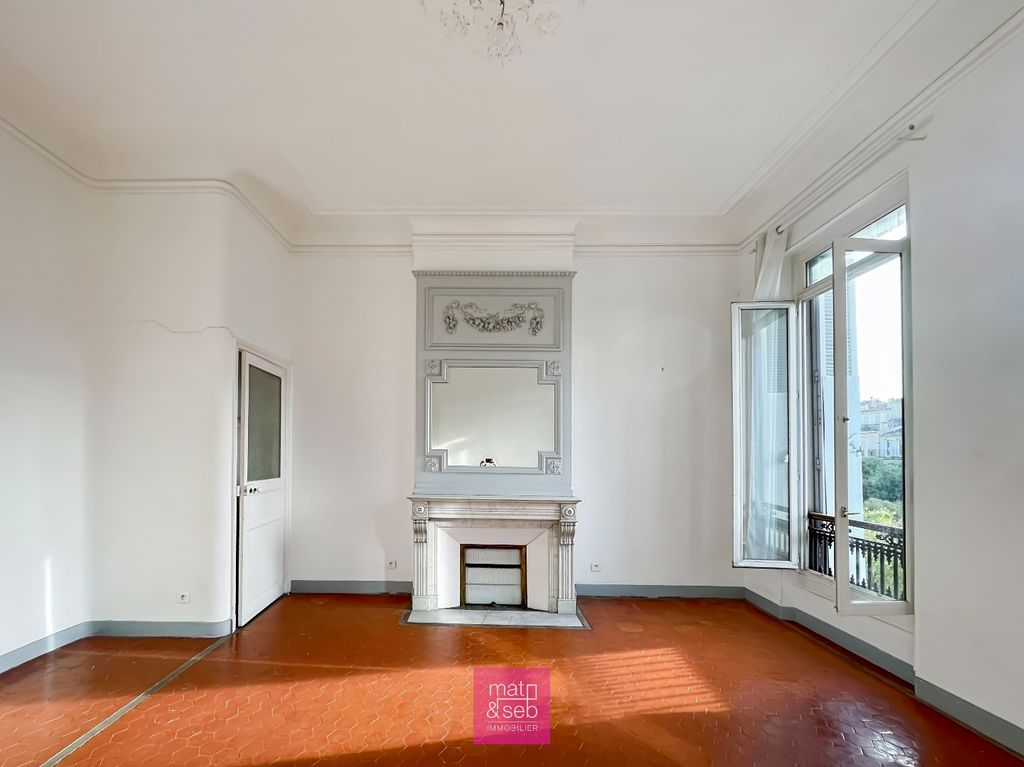 Achat appartement à vendre 4 pièces 98 m² - Marseille 1er arrondissement