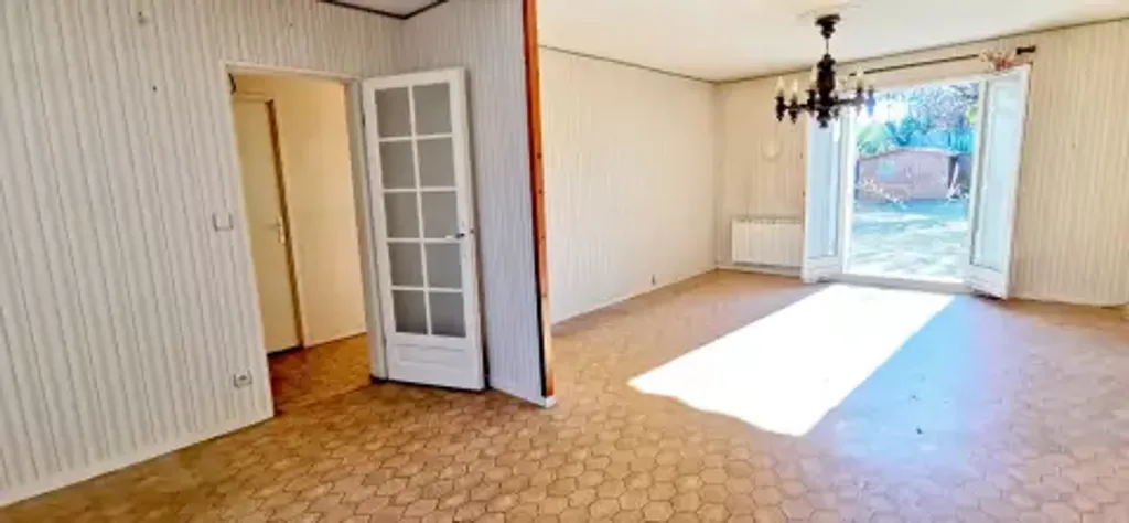 Achat maison à vendre 2 chambres 90 m² - La Chaussée-Saint-Victor