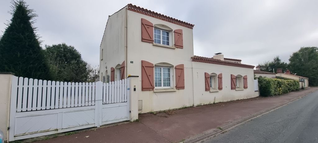 Achat maison à vendre 3 chambres 103 m² - Le Fenouiller