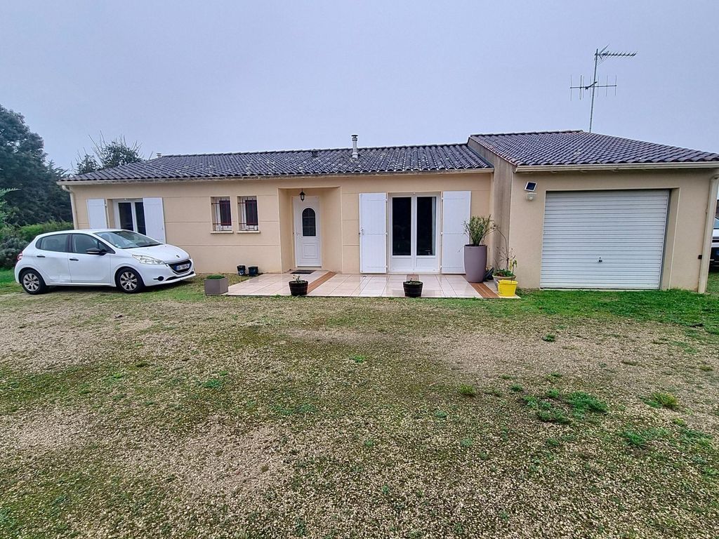 Achat maison à vendre 3 chambres 101 m² - Blanzac-lès-Matha