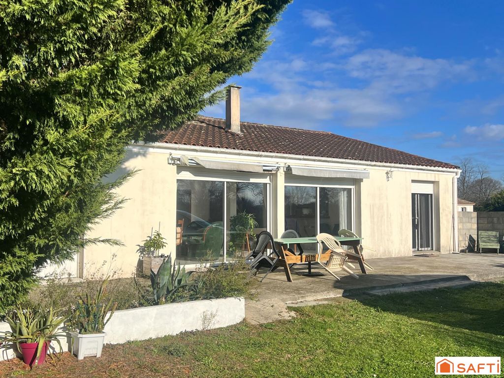 Achat maison à vendre 3 chambres 137 m² - Soulignonne