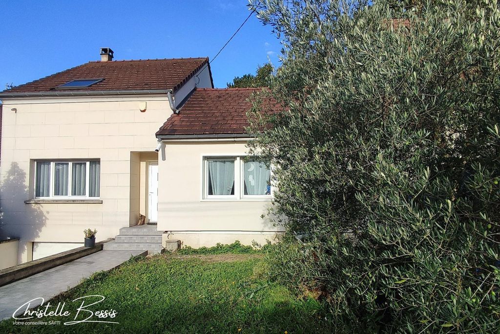 Achat maison à vendre 4 chambres 121 m² - Yerres