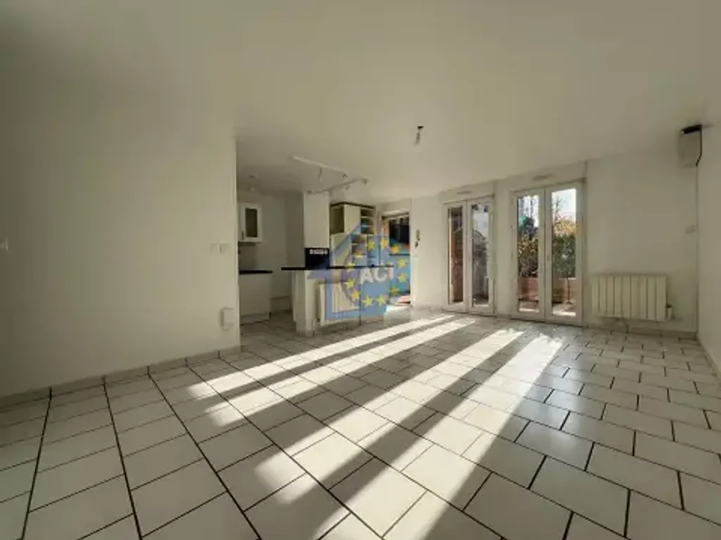 Achat appartement à vendre 3 pièces 56 m² - Limay