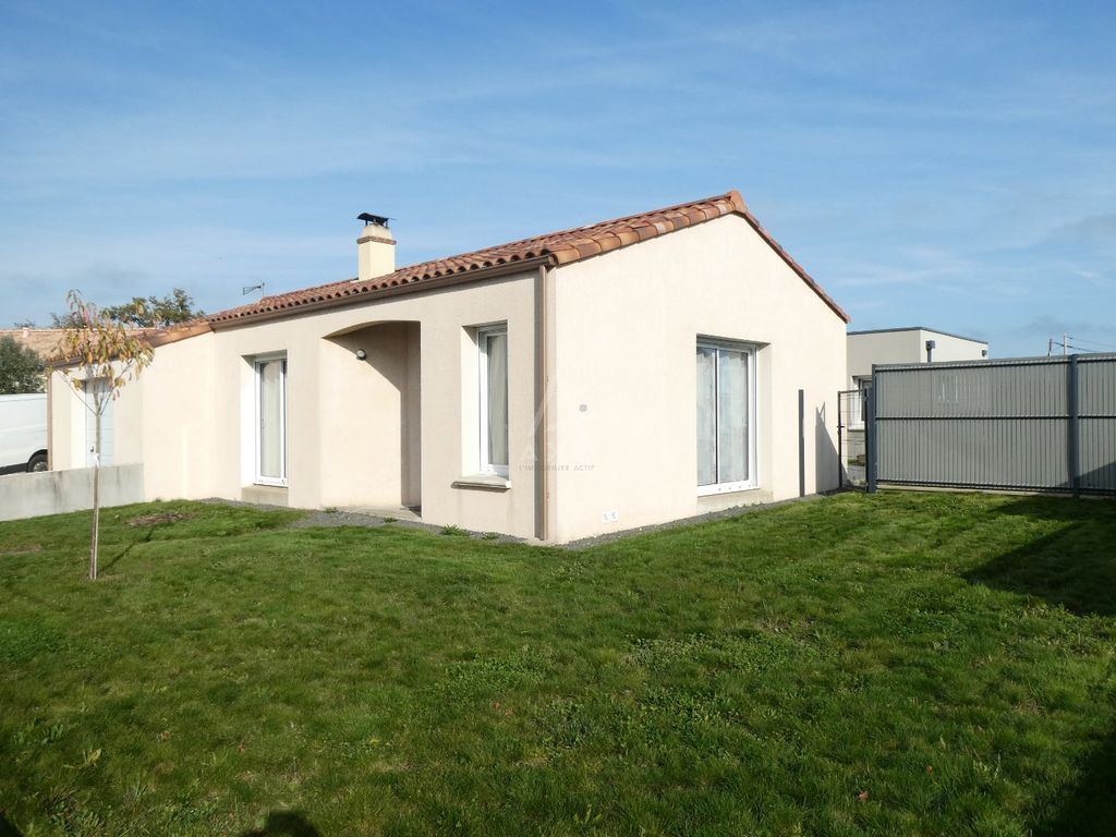 Achat maison à vendre 4 chambres 132 m² - Clisson