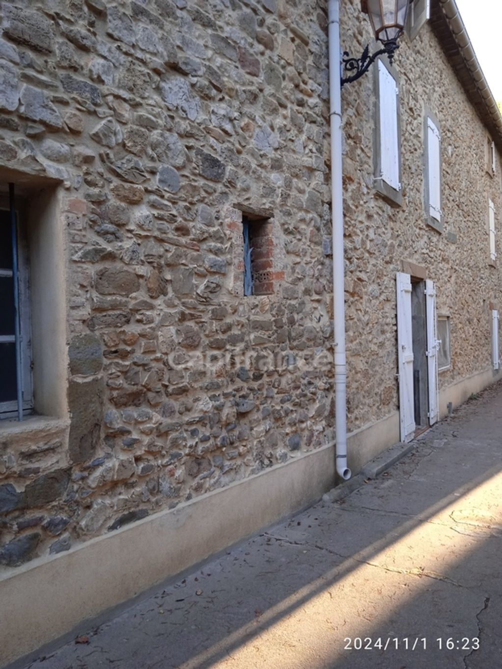 Achat maison à vendre 5 chambres 197 m² - Canet