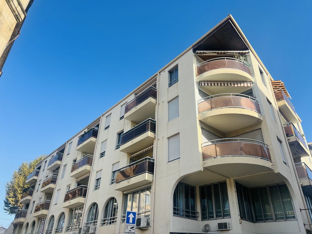 Achat appartement à vendre 3 pièces 70 m² - Lunel