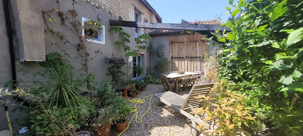 Achat maison à vendre 3 chambres 120 m² - Richelieu