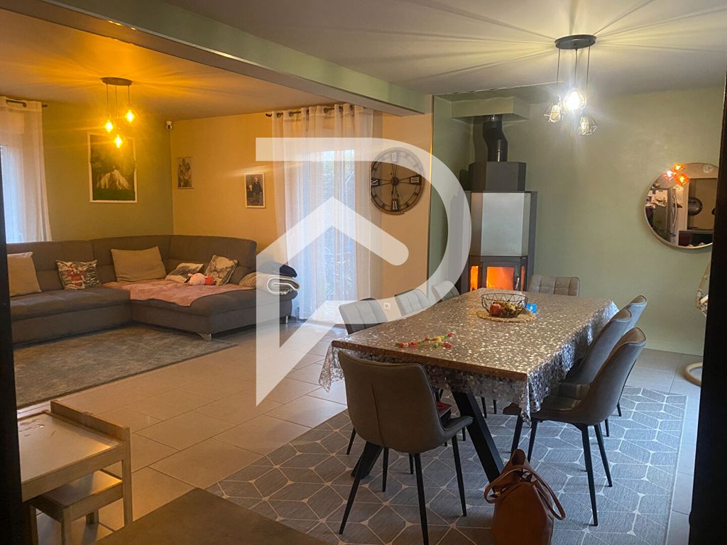 Achat maison à vendre 4 chambres 106 m² - Saint-Ouen-du-Tilleul