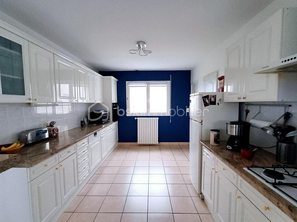 Achat maison à vendre 4 chambres 135 m² - Locmariaquer