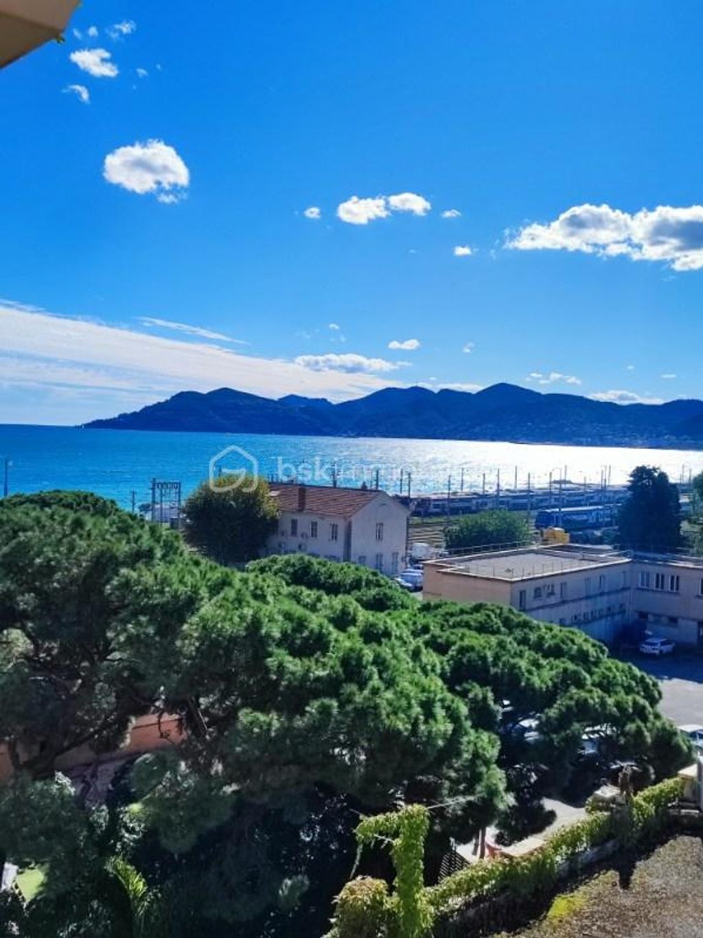 Achat appartement à vendre 2 pièces 28 m² - Cannes