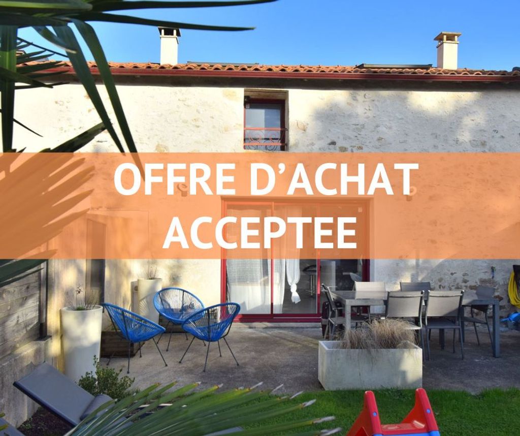 Achat maison à vendre 3 chambres 86 m² - Aigrefeuille-sur-Maine