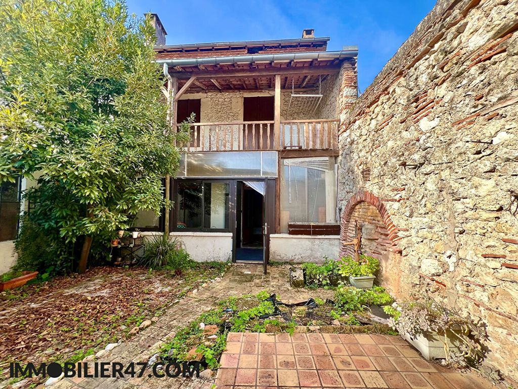 Achat maison à vendre 5 chambres 124 m² - Castelmoron-sur-Lot