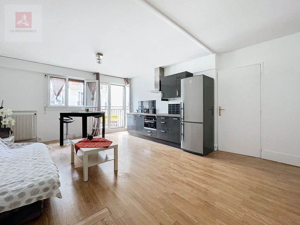 Achat appartement à vendre 3 pièces 58 m² - Paris 18ème arrondissement