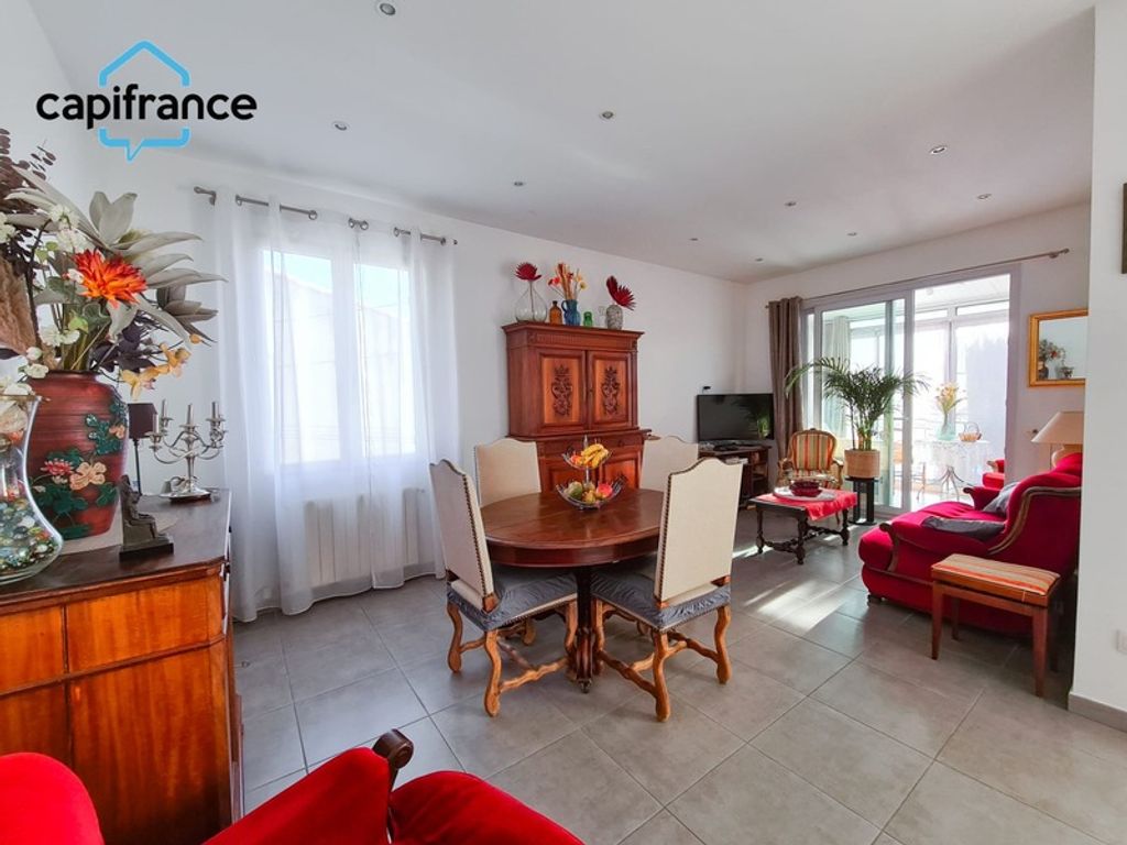 Achat maison à vendre 2 chambres 80 m² - Marseille 11ème arrondissement