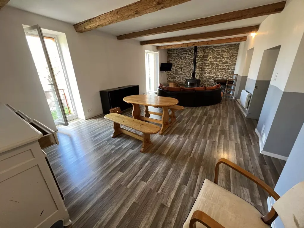 Achat appartement à vendre 6 pièces 131 m² - Carlencas-et-Levas