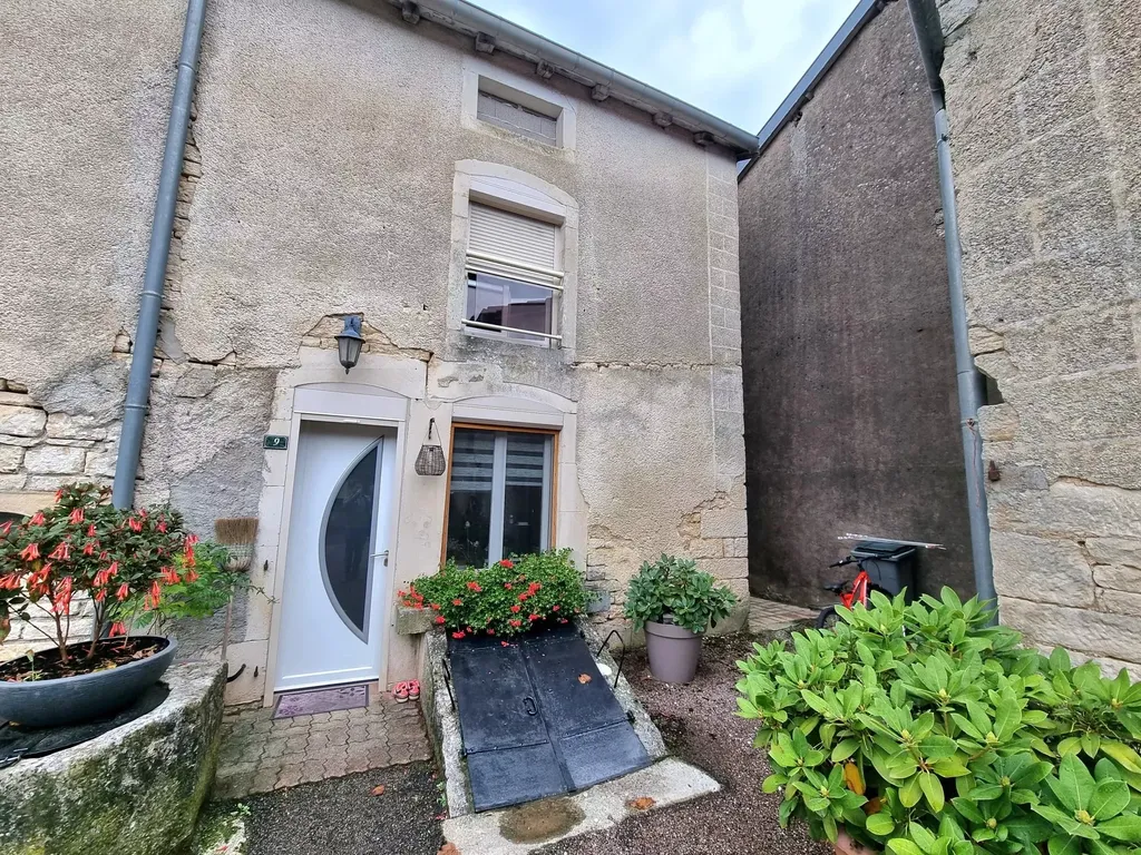 Achat maison à vendre 3 chambres 82 m² - Chalvraines