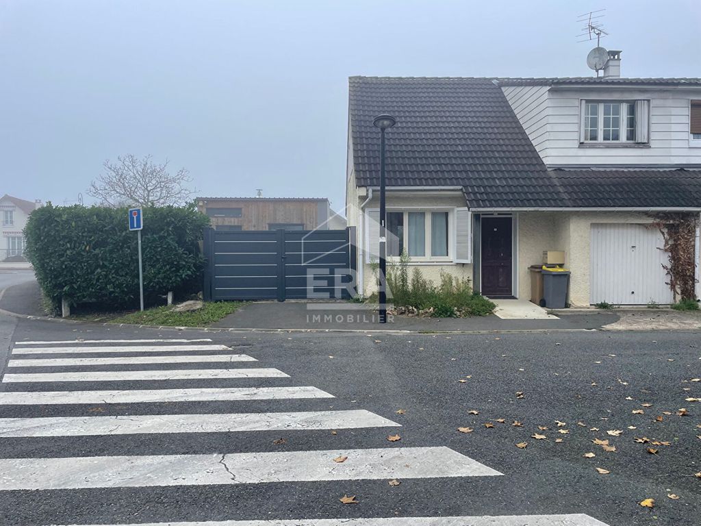 Achat maison à vendre 3 chambres 92 m² - Saint-Pierre-du-Perray