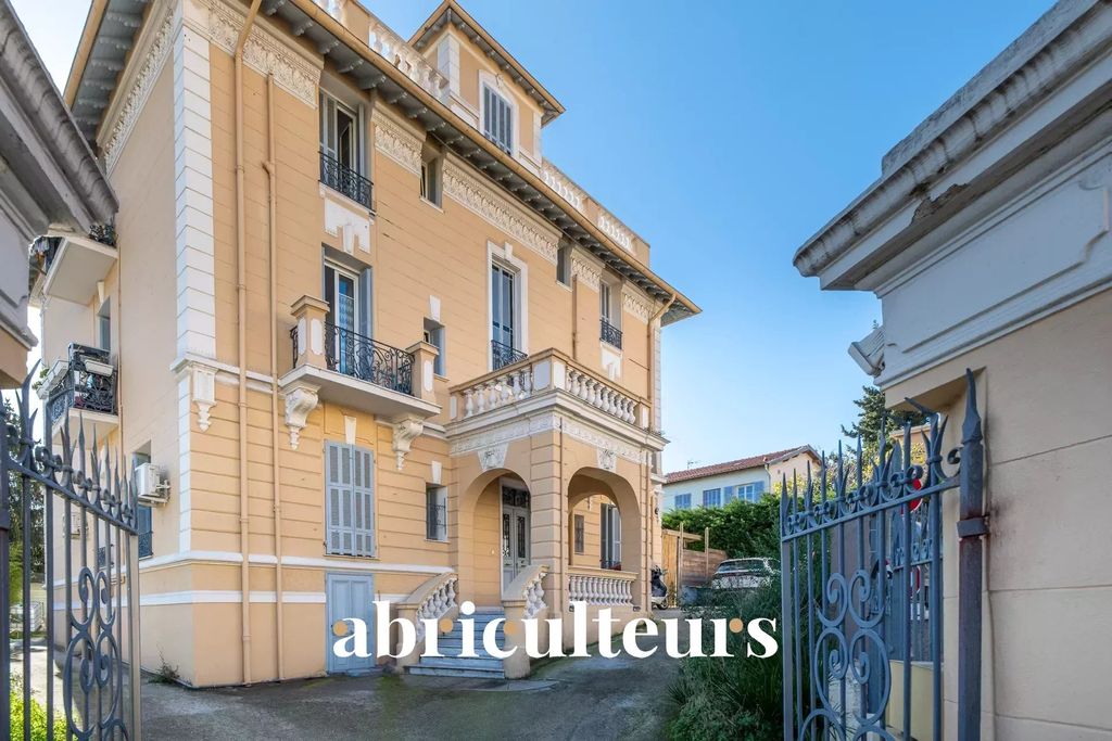 Achat appartement à vendre 2 pièces 34 m² - Nice