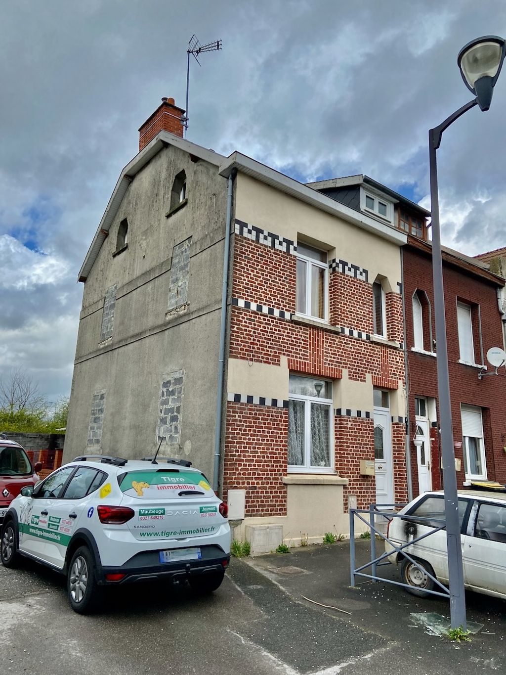 Achat maison à vendre 2 chambres 71 m² - Maubeuge