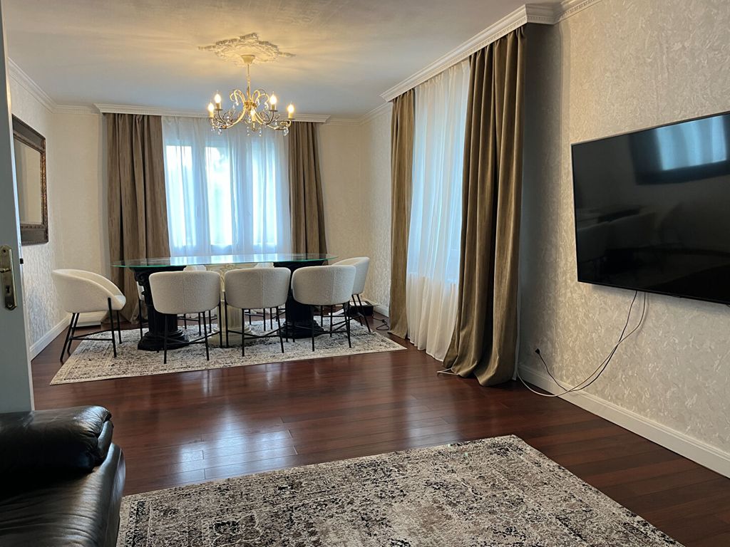 Achat maison à vendre 5 chambres 212 m² - Fleury-les-Aubrais