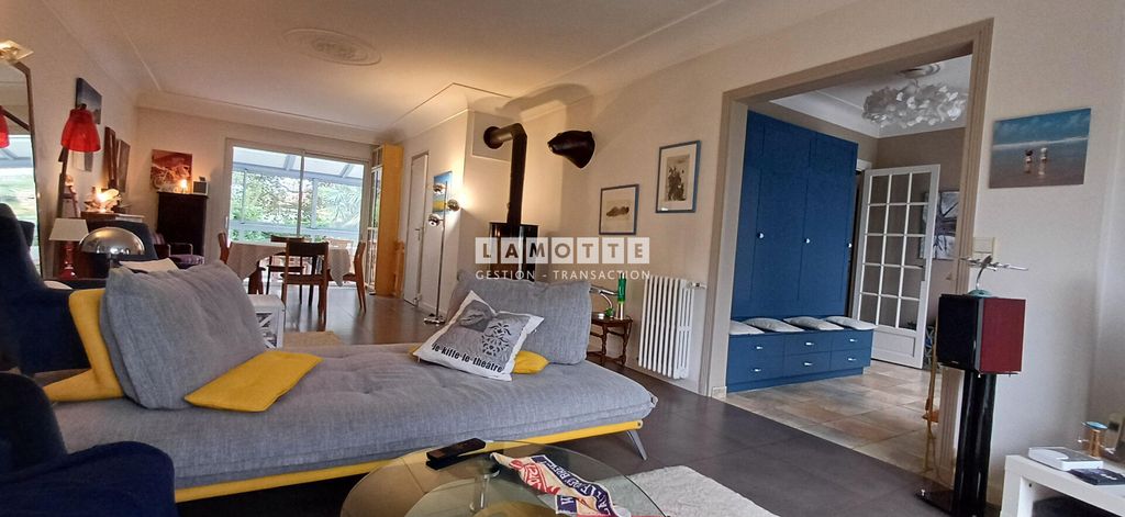 Achat maison à vendre 5 chambres 170 m² - Orvault