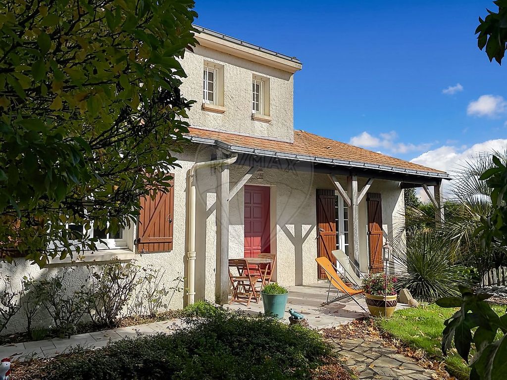 Achat maison à vendre 4 chambres 145 m² - Le Loroux-Bottereau