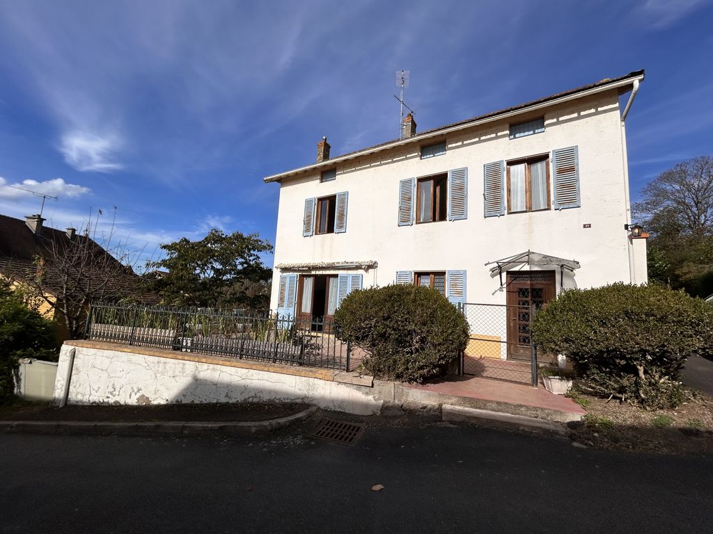 Achat maison à vendre 2 chambres 131 m² - Iguerande