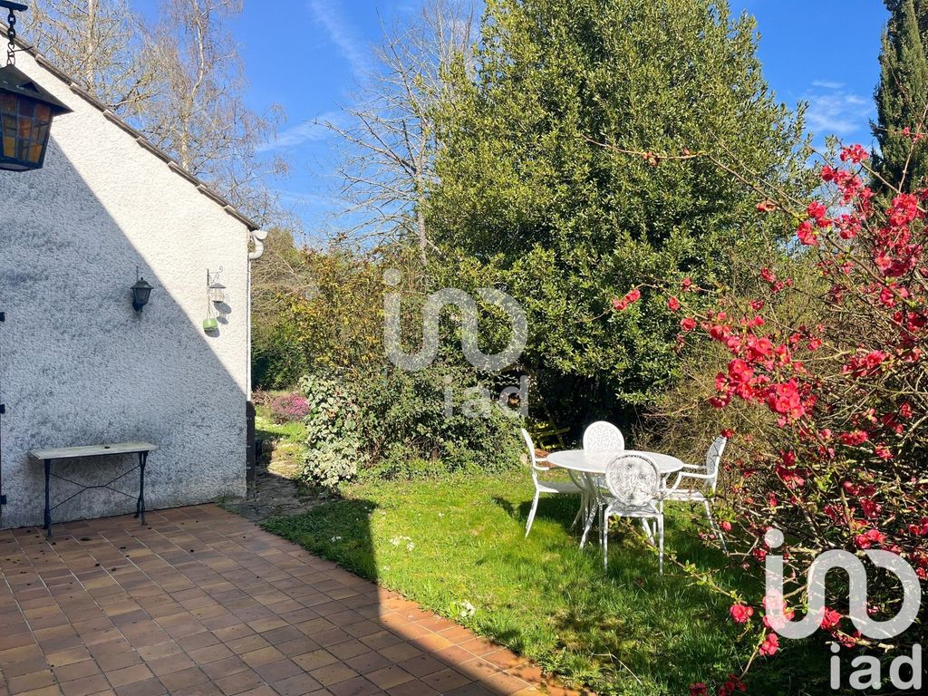 Achat maison à vendre 4 chambres 145 m² - La Grande-Paroisse