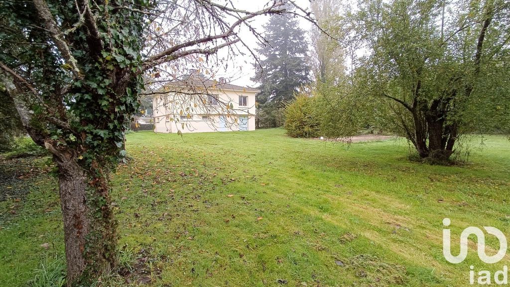 Achat maison à vendre 2 chambres 93 m² - Pruniers