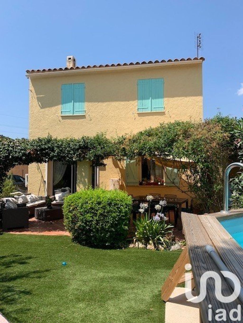 Achat maison à vendre 3 chambres 87 m² - Hyères