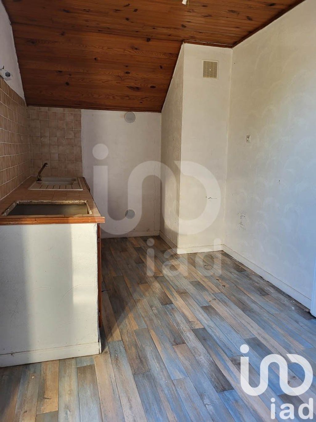 Achat appartement à vendre 3 pièces 70 m² - Saint-Éloy-les-Mines