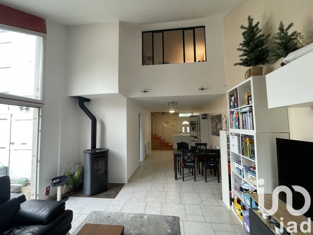 Achat maison à vendre 3 chambres 103 m² - Lisses