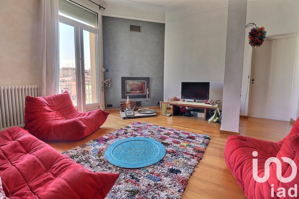 Achat appartement à vendre 6 pièces 156 m² - Aix-en-Provence