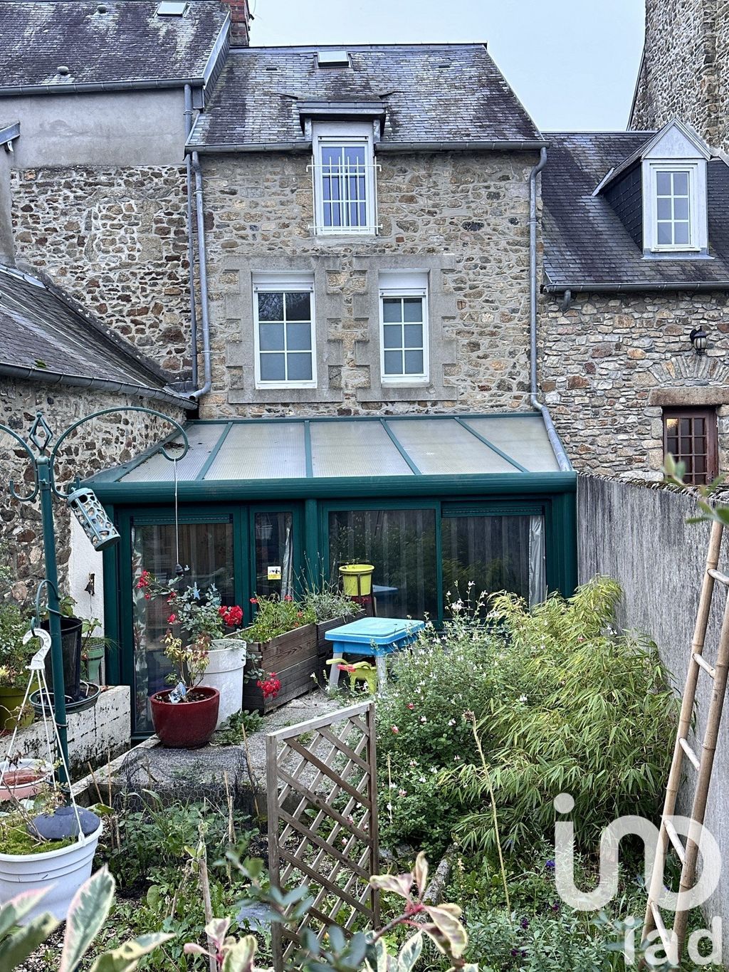 Achat maison à vendre 2 chambres 72 m² - Coutances