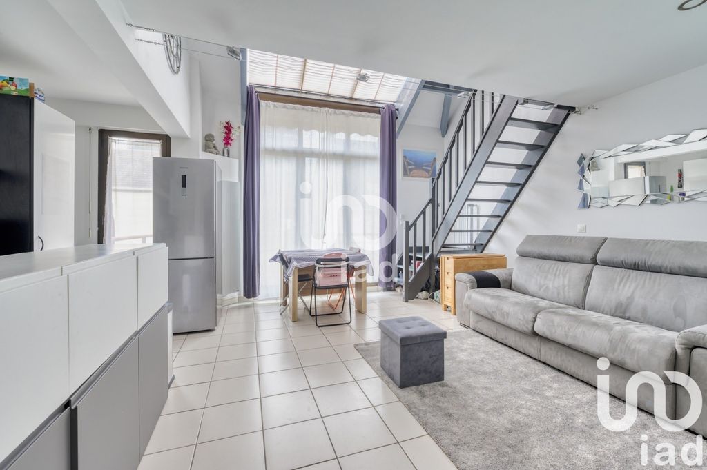 Achat appartement à vendre 2 pièces 55 m² - Pontault-Combault