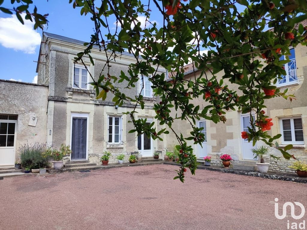 Achat maison à vendre 4 chambres 207 m² - Loudun