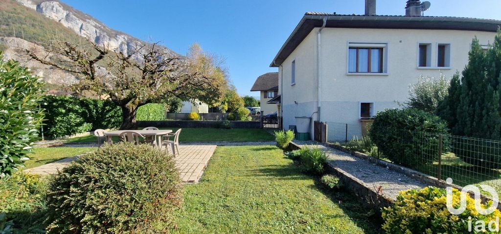 Achat maison à vendre 2 chambres 67 m² - Sillingy