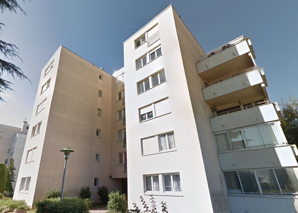 Achat appartement à vendre 6 pièces 122 m² - Charnay-lès-Mâcon