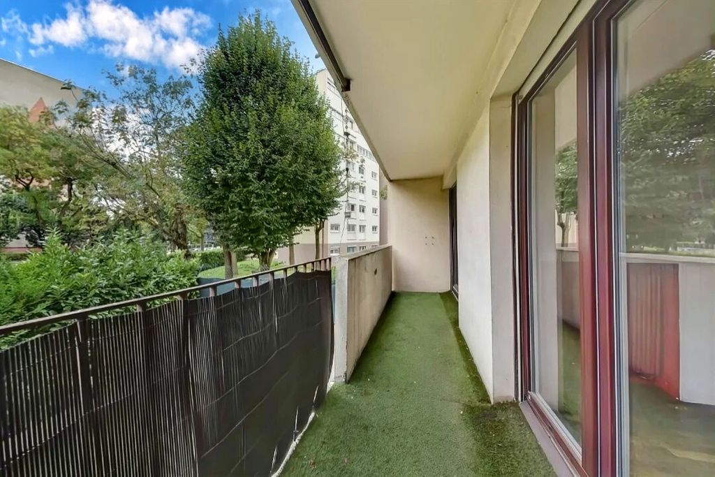 Achat appartement à vendre 3 pièces 75 m² - Romainville