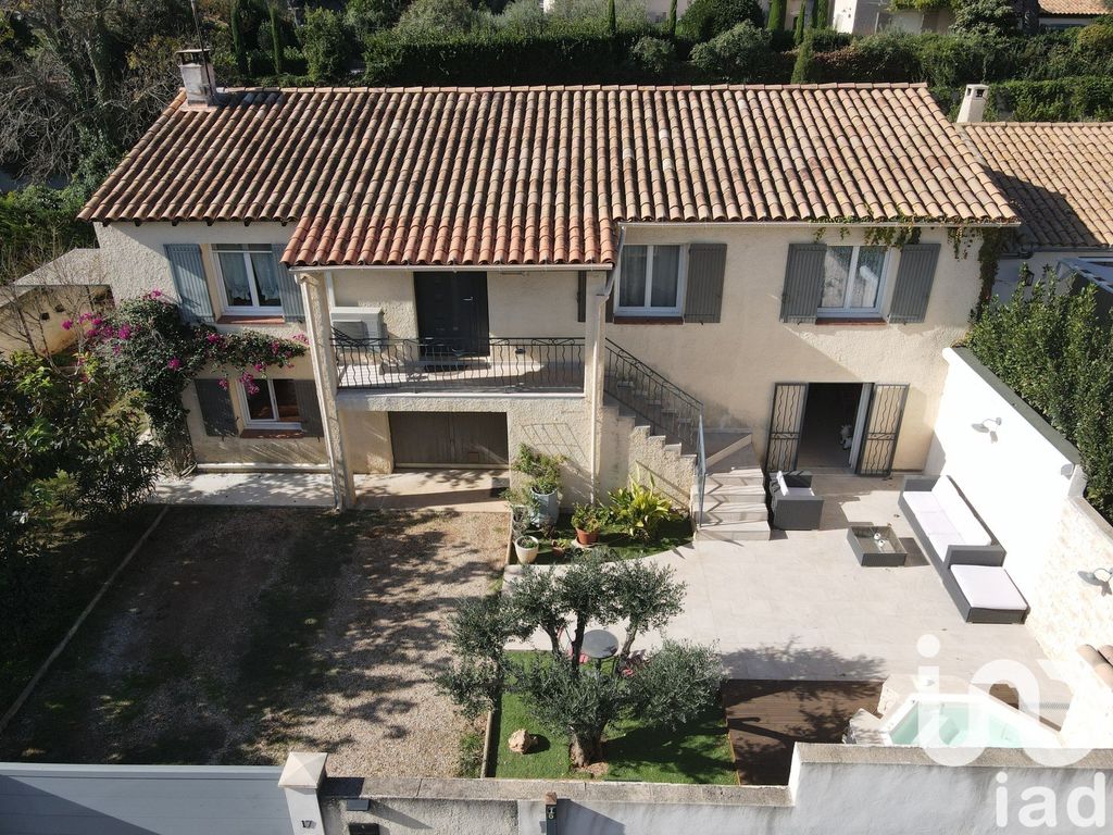 Achat maison à vendre 4 chambres 145 m² - Maussane-les-Alpilles